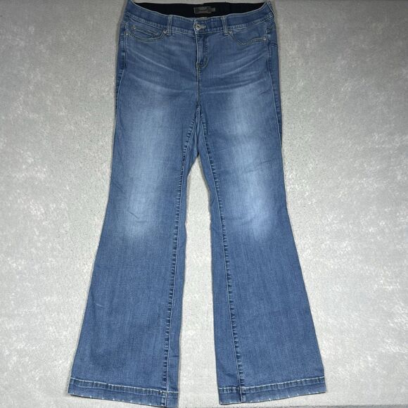 Torrid Bombshell Flare Jeans Premium Stretch High-Rise Womens 18 Tall 36x33 Blue - Picture 1 of 14